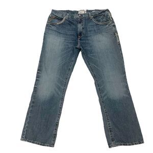 ARIAT Gambler Straight Fit Straight Leg M5 Jeans Size 38 X 30